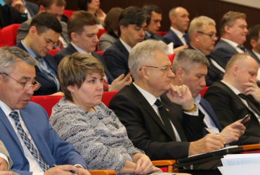 Фото к новости В 2018 году ФАДН России продолжит серию Всероссийских семинаров-совещаний по вопросам государственной нацполитики