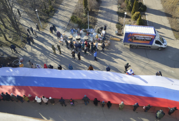 Фото к новости В ДНР и Запорожской области прошла акция «Народы вместе - сквозь года»