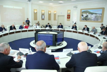 Фото к новости Игорь Баринов сегодня в Пятигорске принял участие в совещании по вопросам реализации Стратегии государственной национальной политики