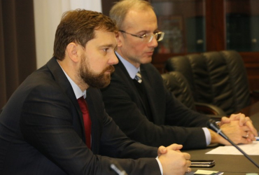 Фото к новости Игорь Баринов встретился с послом Швейцарии в России Ивом Россье