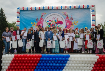 Фото к новости 7 сентября в рамках Дня города состоялся фестиваль национальных культур «Единой семьей в Барнауле живем»